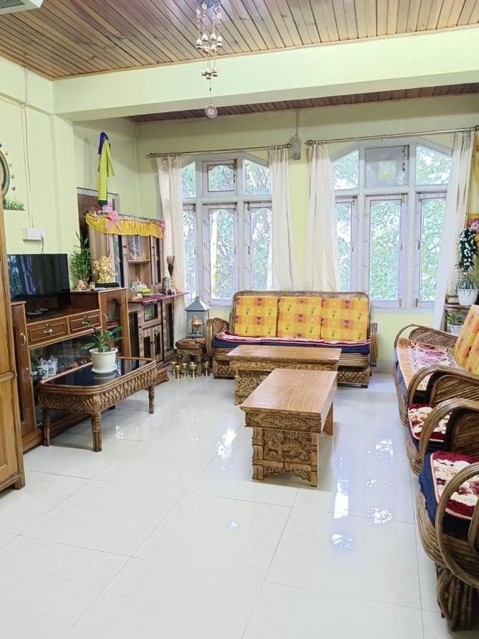 Anna Homestay Dirang Exterior foto